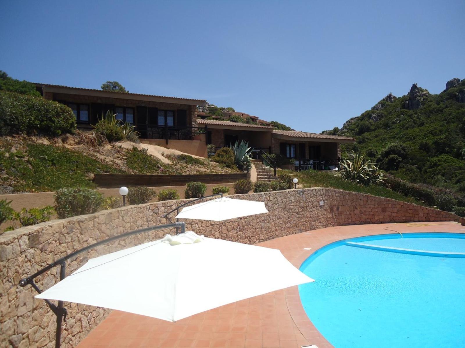 Villini Cala Del Sole - Infinityholidays Costa Paradiso Exterior foto